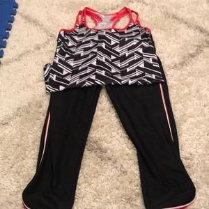 Xersion workout outfit